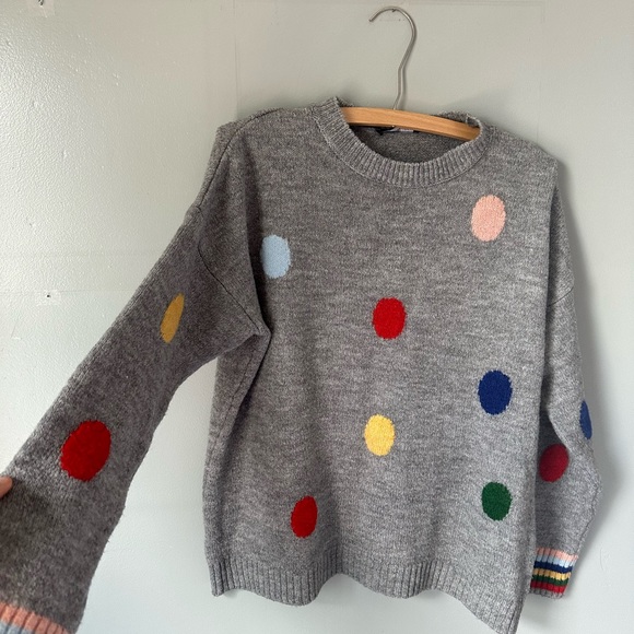 Colorful Sweater - Picture 5 of 8